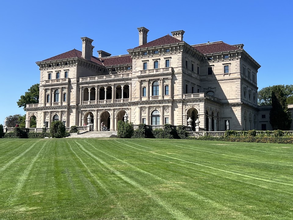 Cliff Walk – The Breakers