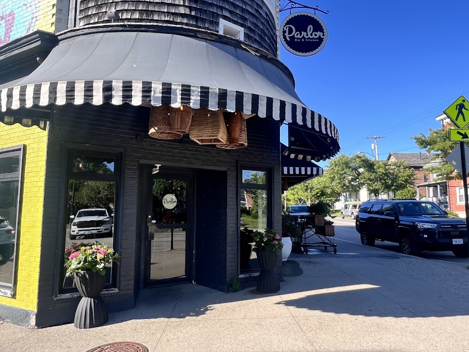 Parlor Newport
